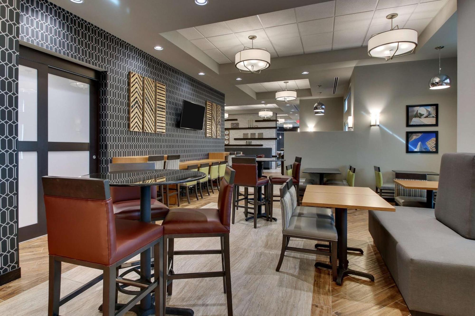 Drury Inn & Suites Columbus Polaris Ngoại thất bức ảnh